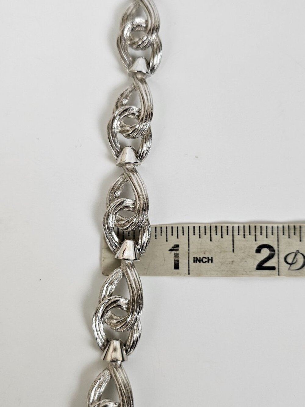 Vtg Monet MCM Bracelet Silver Tone Oval Textured Sculptural Rope Swirl Loop Link - Picture 9 of 13